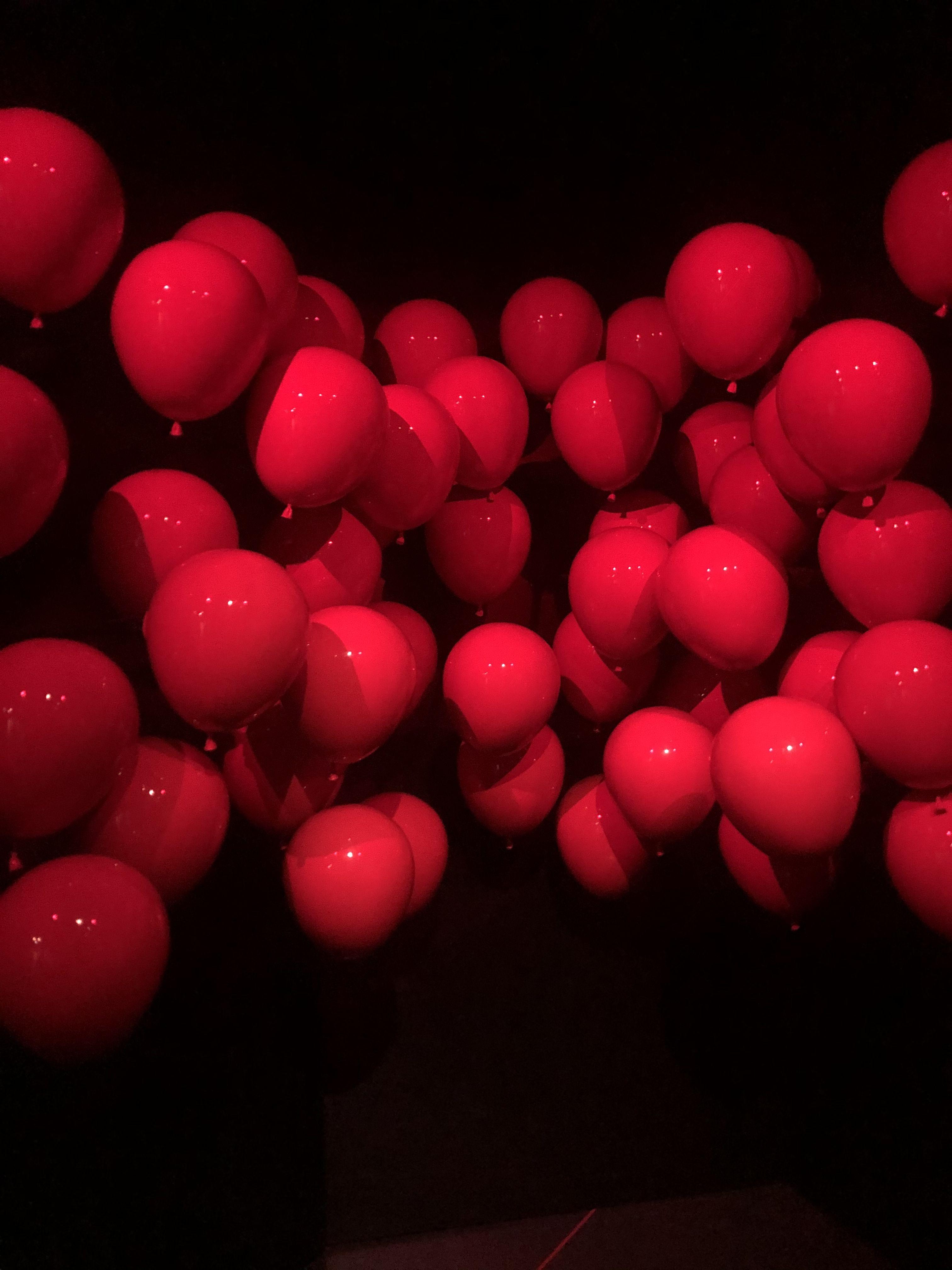 3024x4032 pennywise #it #it2 #balloon #red s sfashion sstyle saesthetic # wallpaper. Edgy aesthetic, Red aesthetic, Red balloon