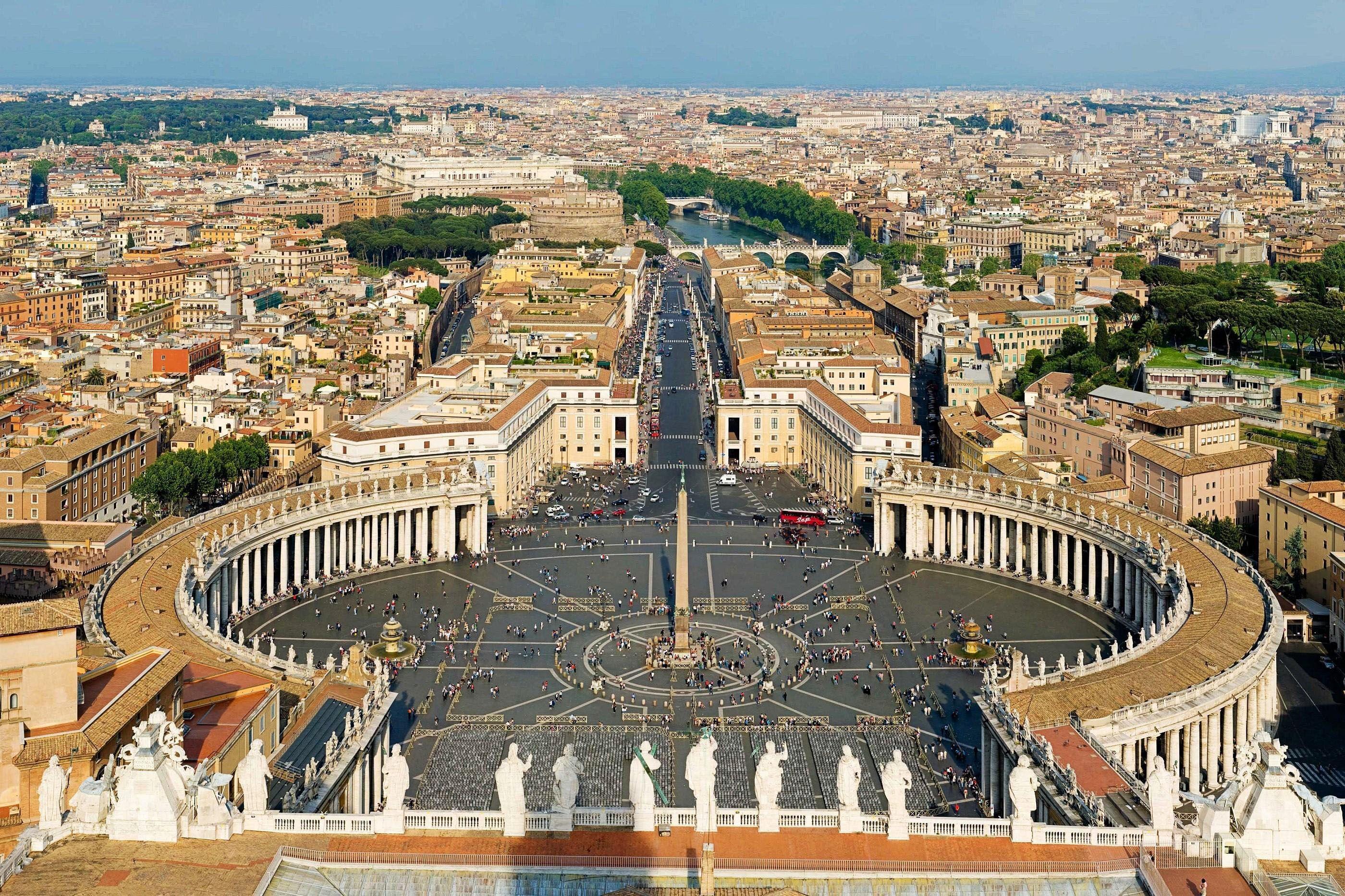 2800x1867 Inside Vatican City and The Renaissance Architecture of the Holy See. iDesignArch. Interior Design, Architecture & Interior Decorating eMagazine