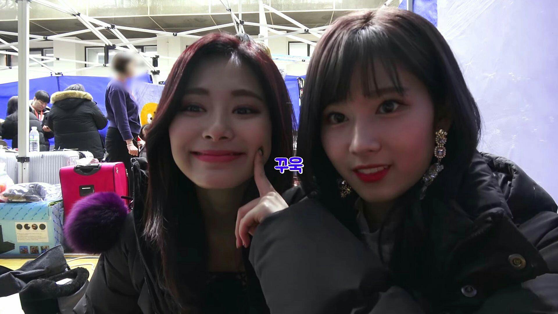 1920x1080 Lost In The Prince's Arms (Sana X Tzuyu)