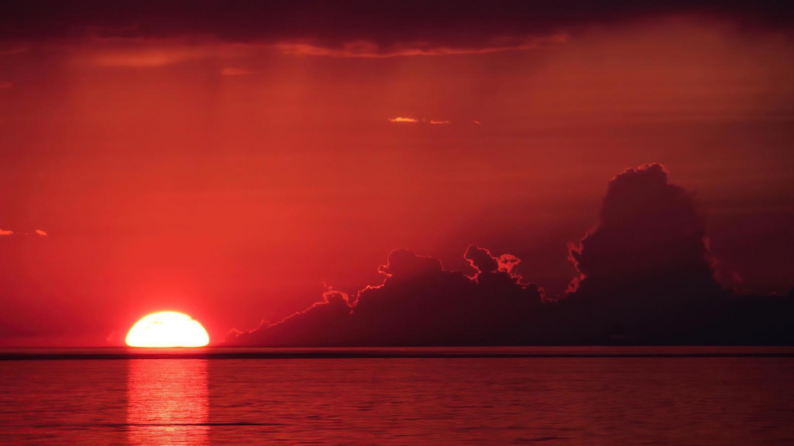 1600x900 Sun Setting On Lake Ontario 1600x900 Resolution HD 4k Wallpaper, Image, Background, Photo and Picture