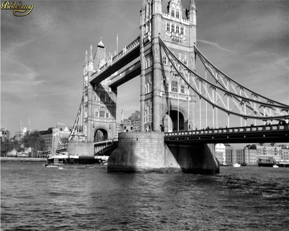 1000x800 beibehang Custom wallpaper London Tower Bridge retro black and white European architectural landscape background wall painting. Wallpaper
