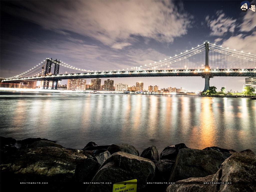 1024x768 A glittering view of the world famous Brooklyn bridge in New York