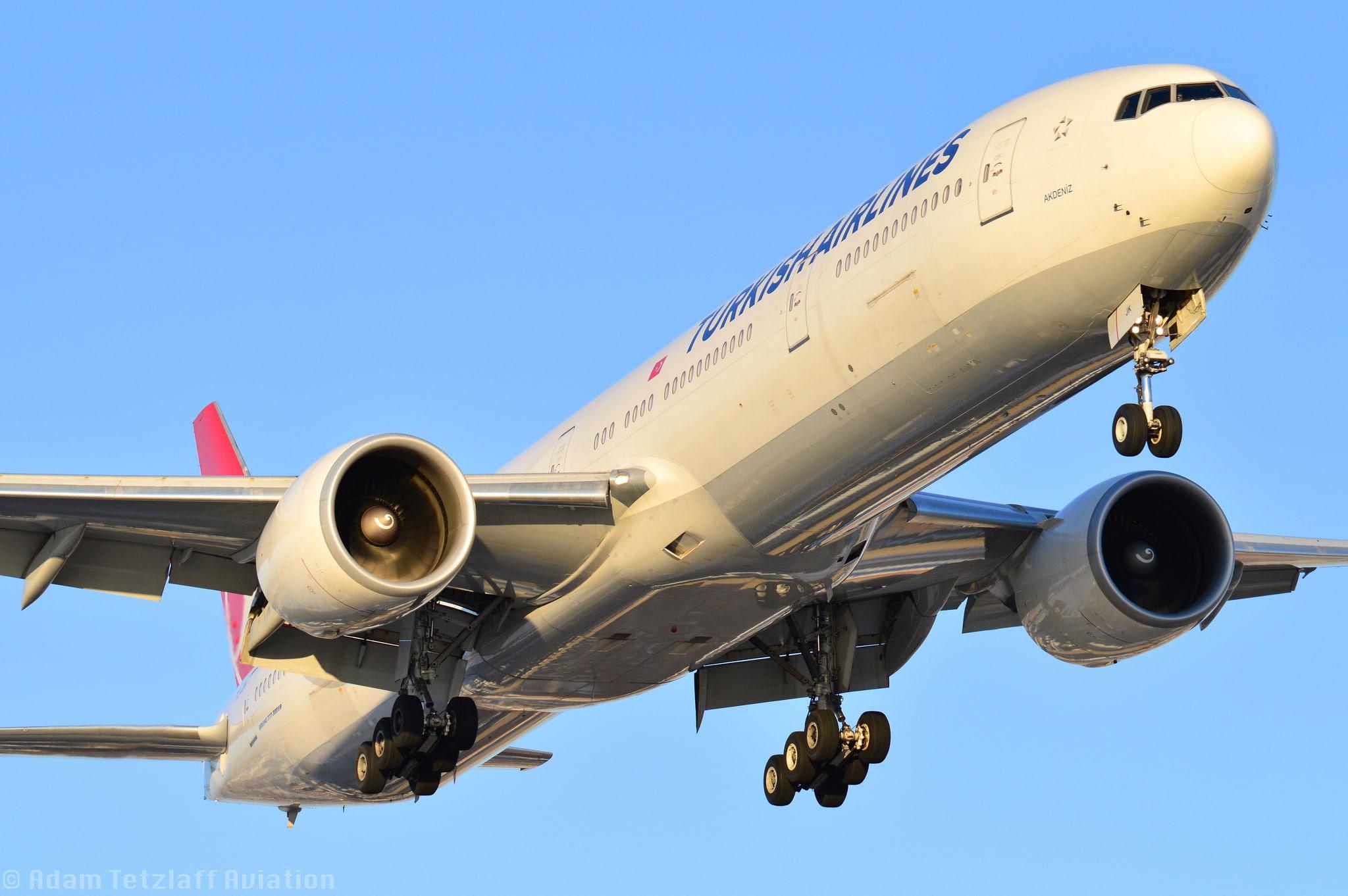 2048x1362 Boeing 777 Turkish Airlines HD
