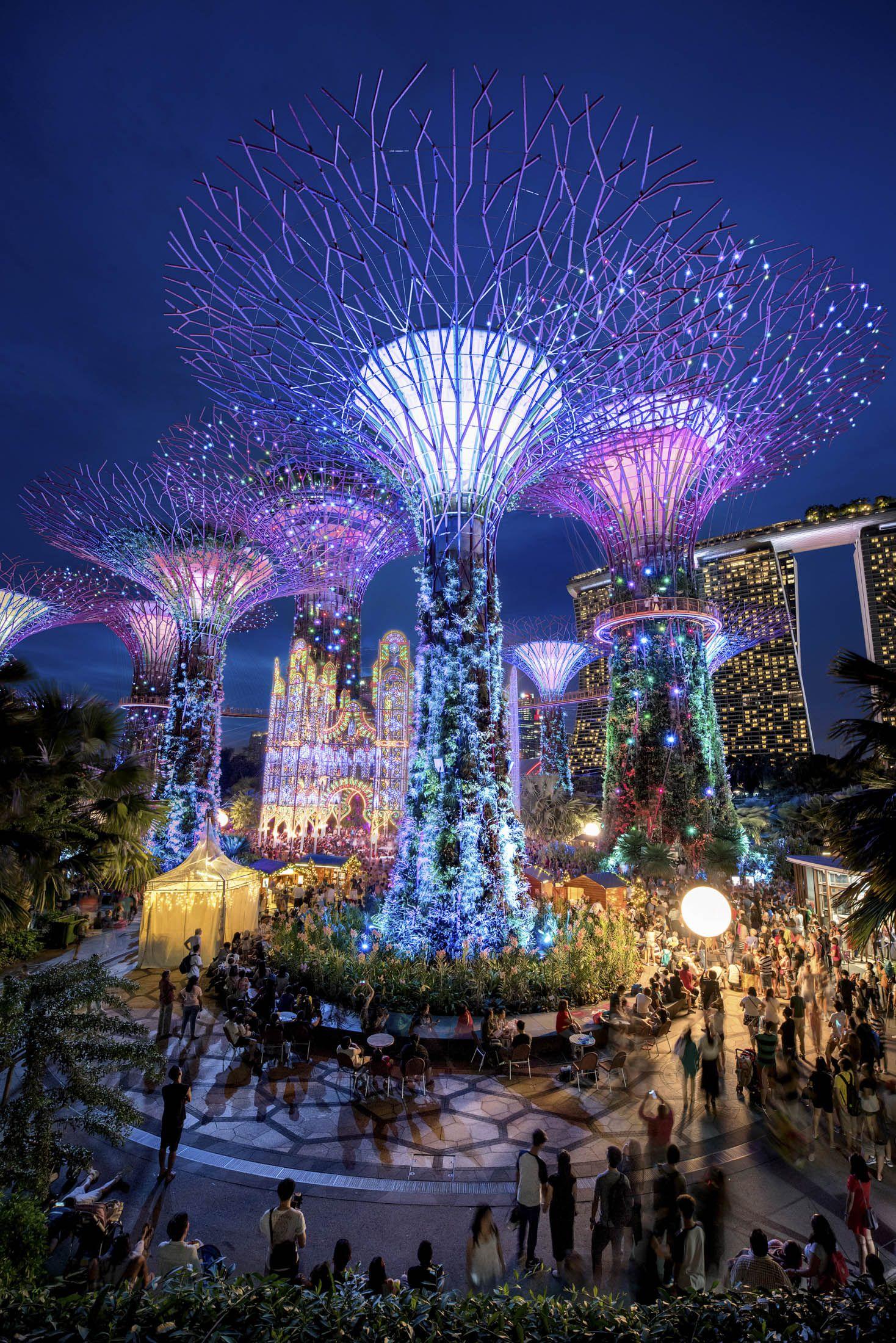 1468x2200 The World of 'Crazy Rich Asians' Is as Crazy in Real Life. Crazy rich asians, Crazy rich asians wedding, Rich asians