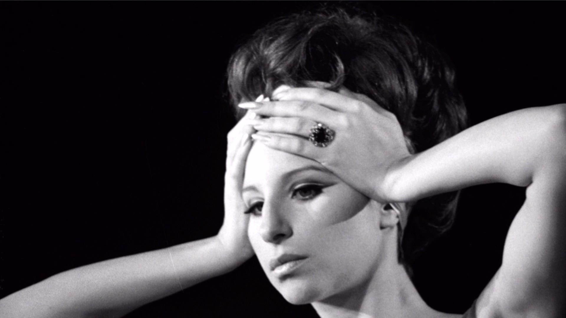 1920x1080 Barbra Streisand sets the record straight on her nails (they're real!)