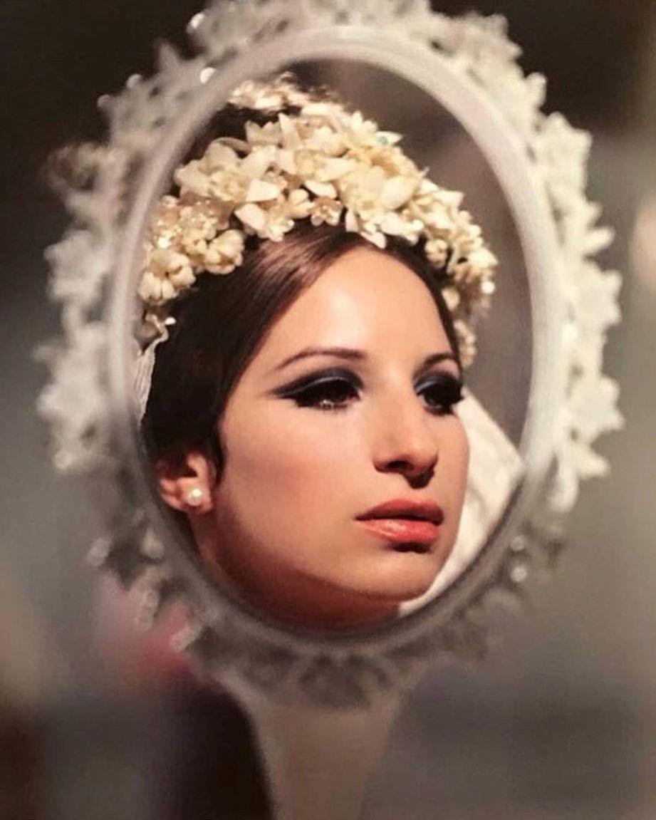 921x1151 Barbra Streisand. Funny girl movie, Barbra streisand, Barbra