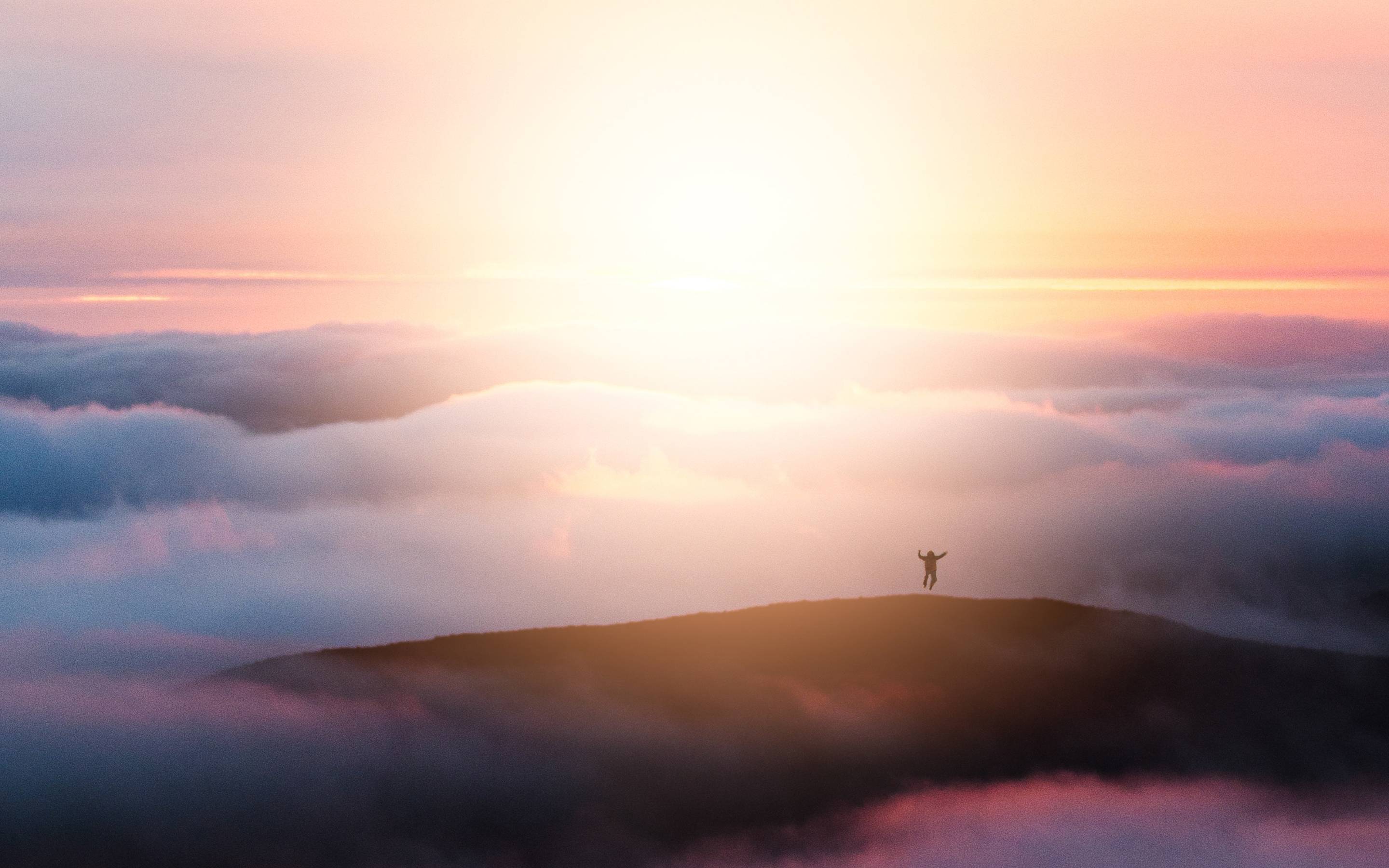 2880x1800 Sunrise Mountains Wallpaper