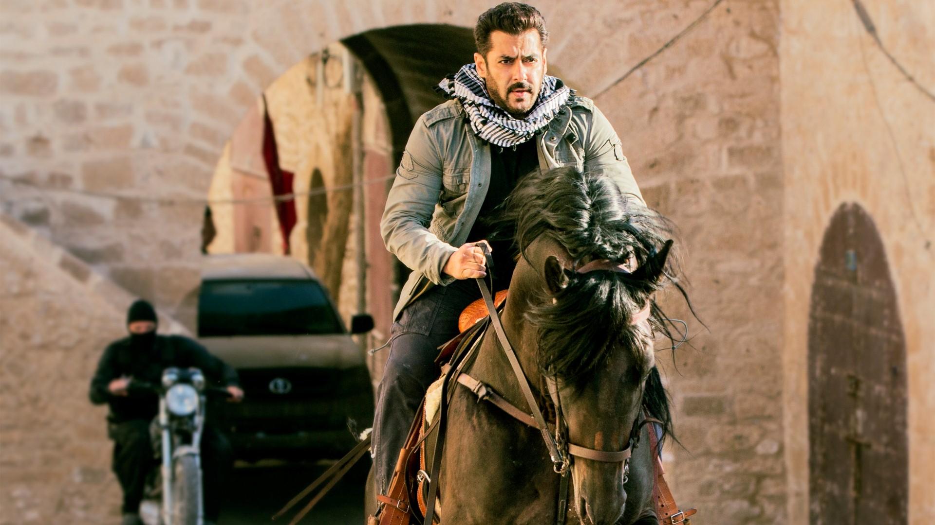 1920x1080 Salman Khan Horse Riding In Tiger Zinda Hai Film Wallpaper Khan Tiger Zinda Hai