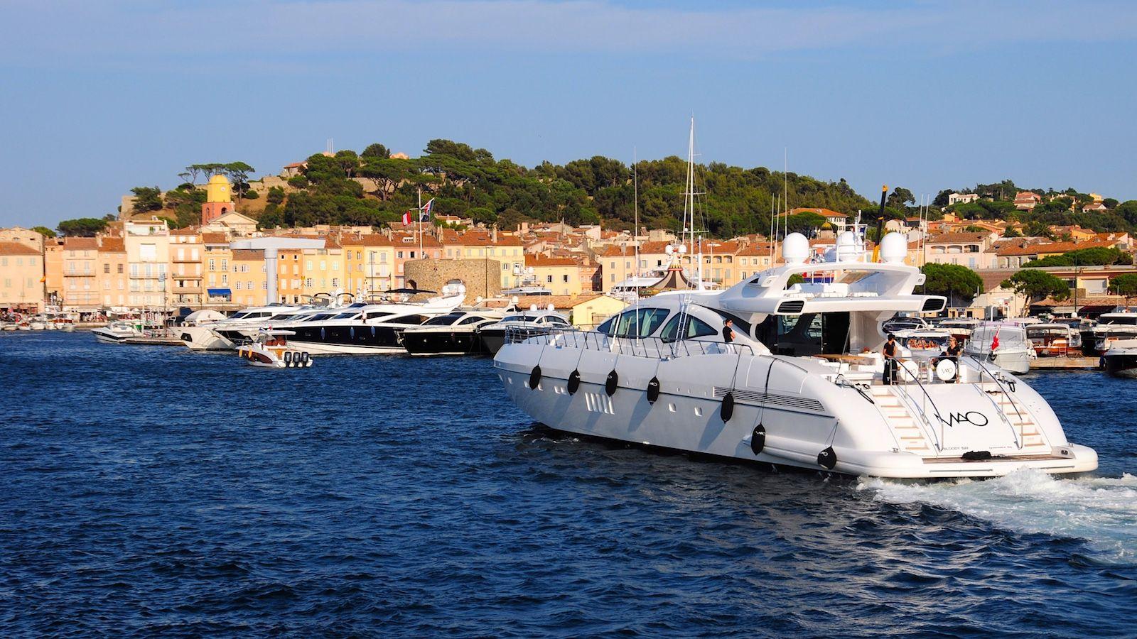 1600x900 Mangusta Yacht Charter a Mangusta Yacht in Saint Tropez