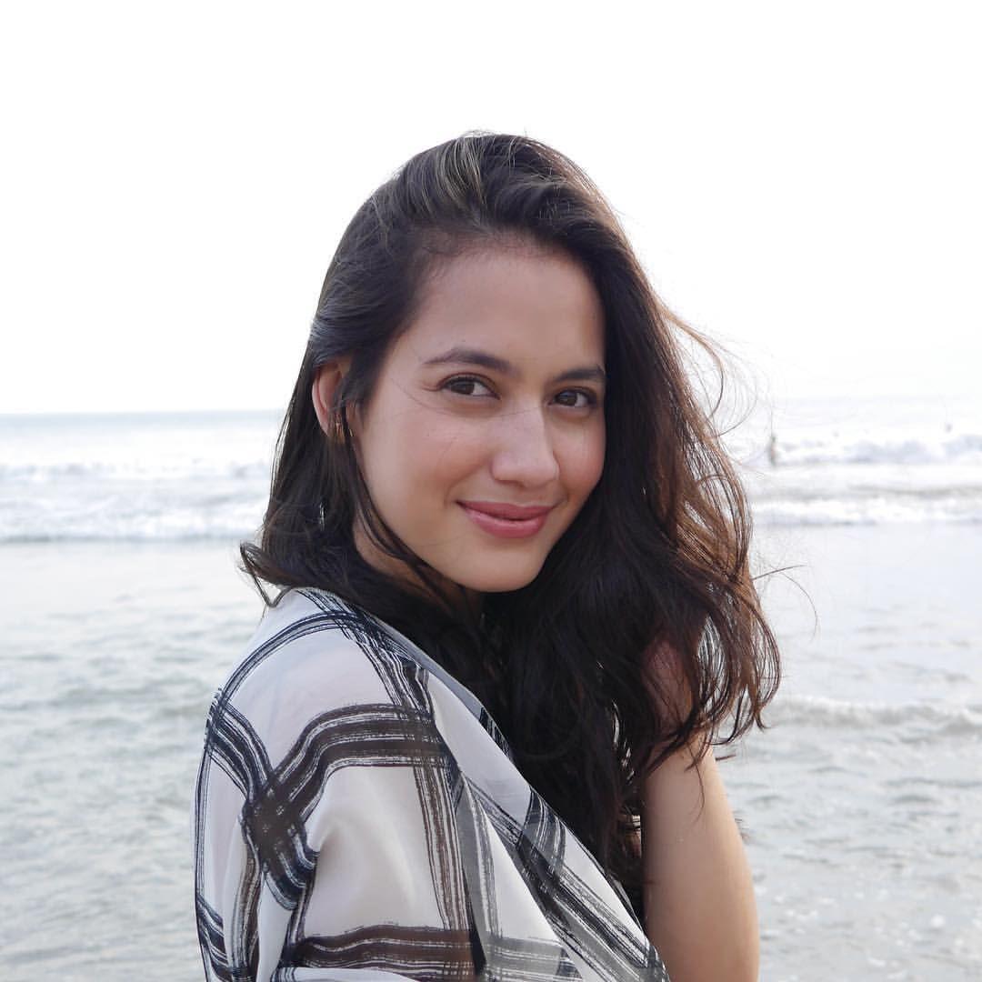 1080x1080 Pevita Pearce Wallpaper HD for Android