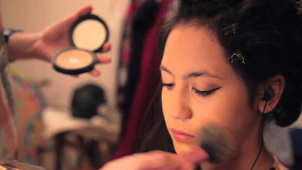 1280x720 Yuk Intip Wallpaper Mempesona Pevita Pearce Youtube Channel. LagiKepo.my.id