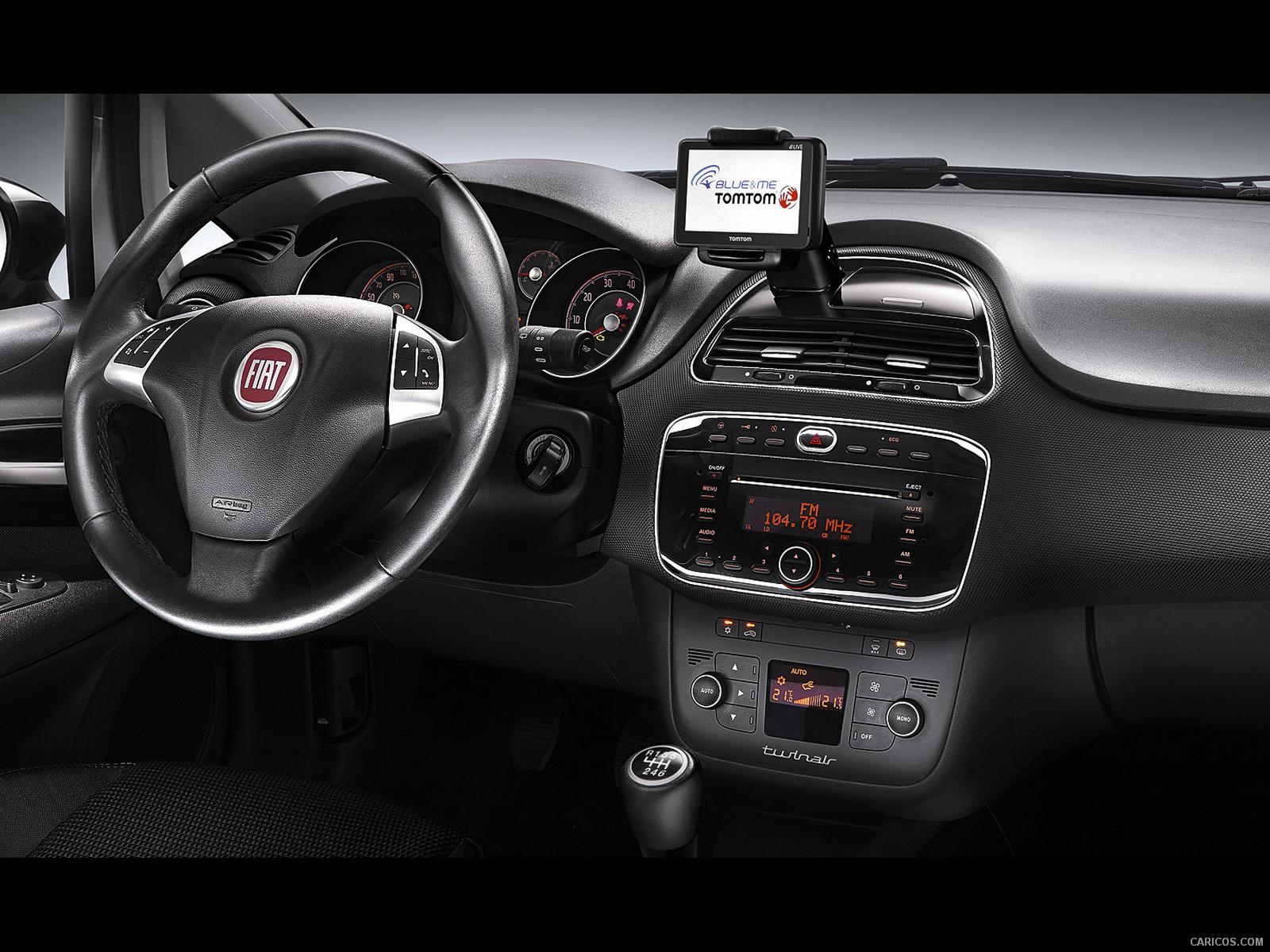 1600x1200 Fiat Punto