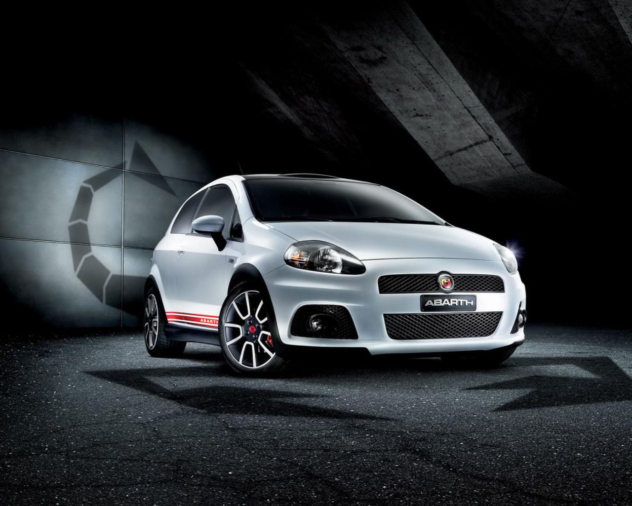 1280x1024 Fiat Grande Punto Abarth Wallpaper for 1280x1024
