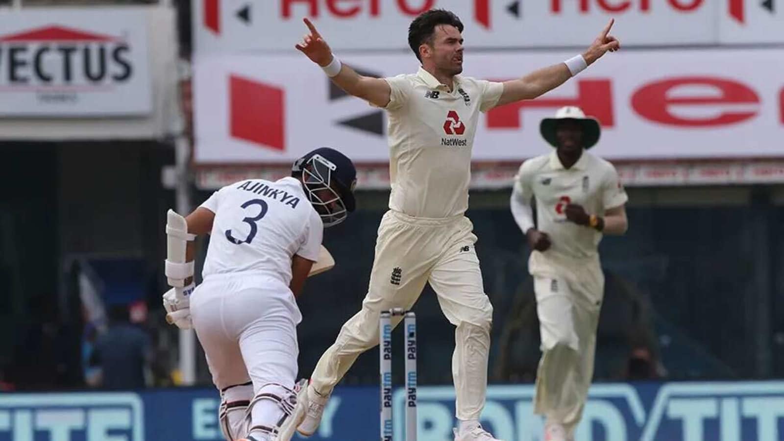 1600x900 Lions' GOAT: James Anderson reverses ball, and age