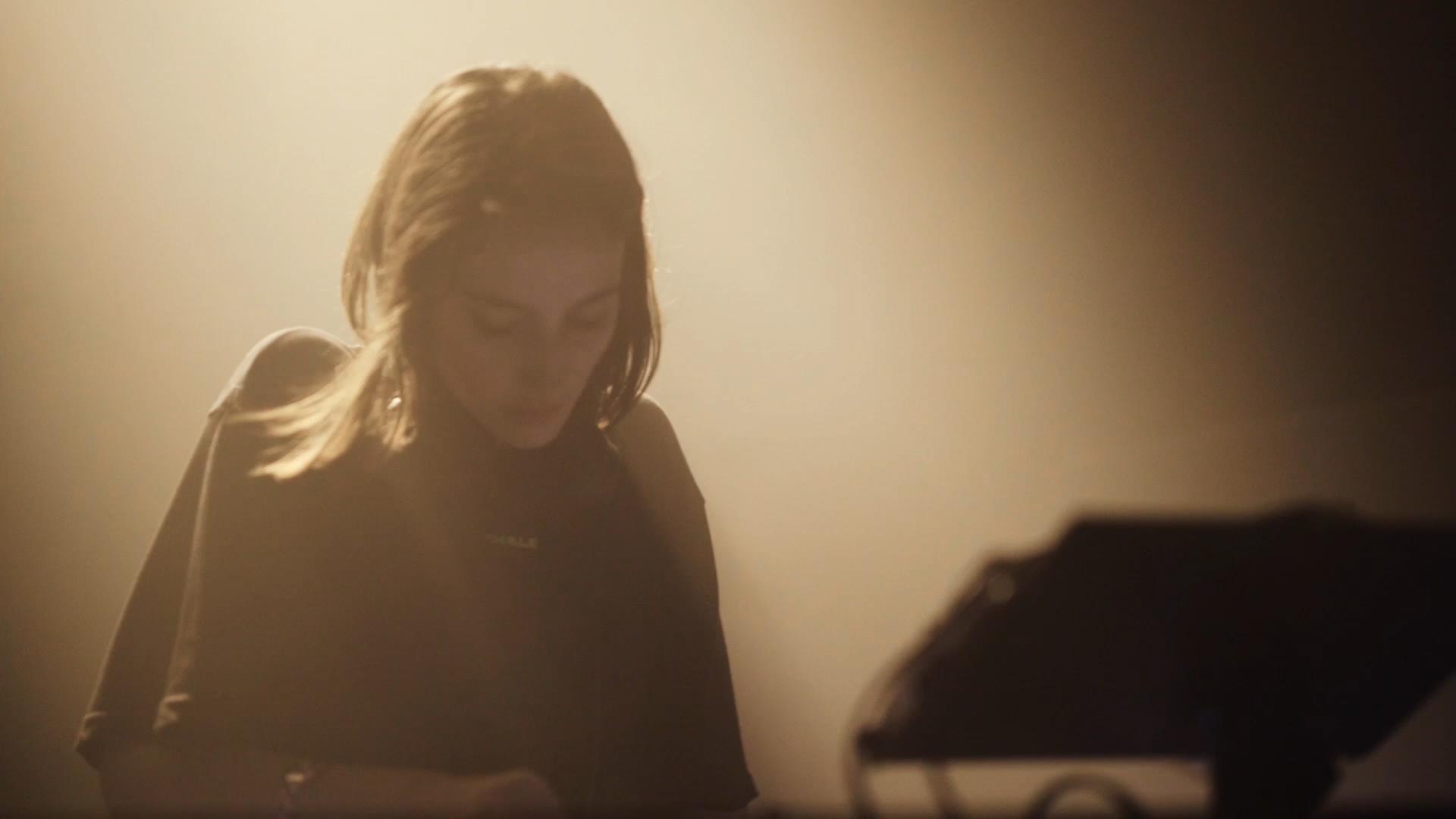1920x1080 AMELIE LENS