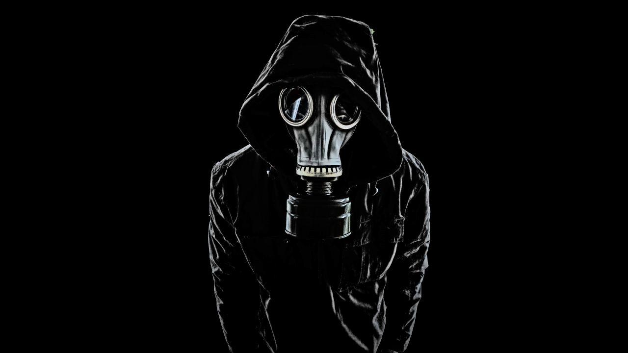 1280x720 Ultra HD Graffiti Gas Mask Wallpaper