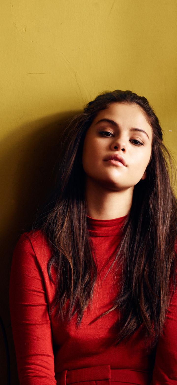 720x1560 Cute Wallpaper Cute Selena Gomez