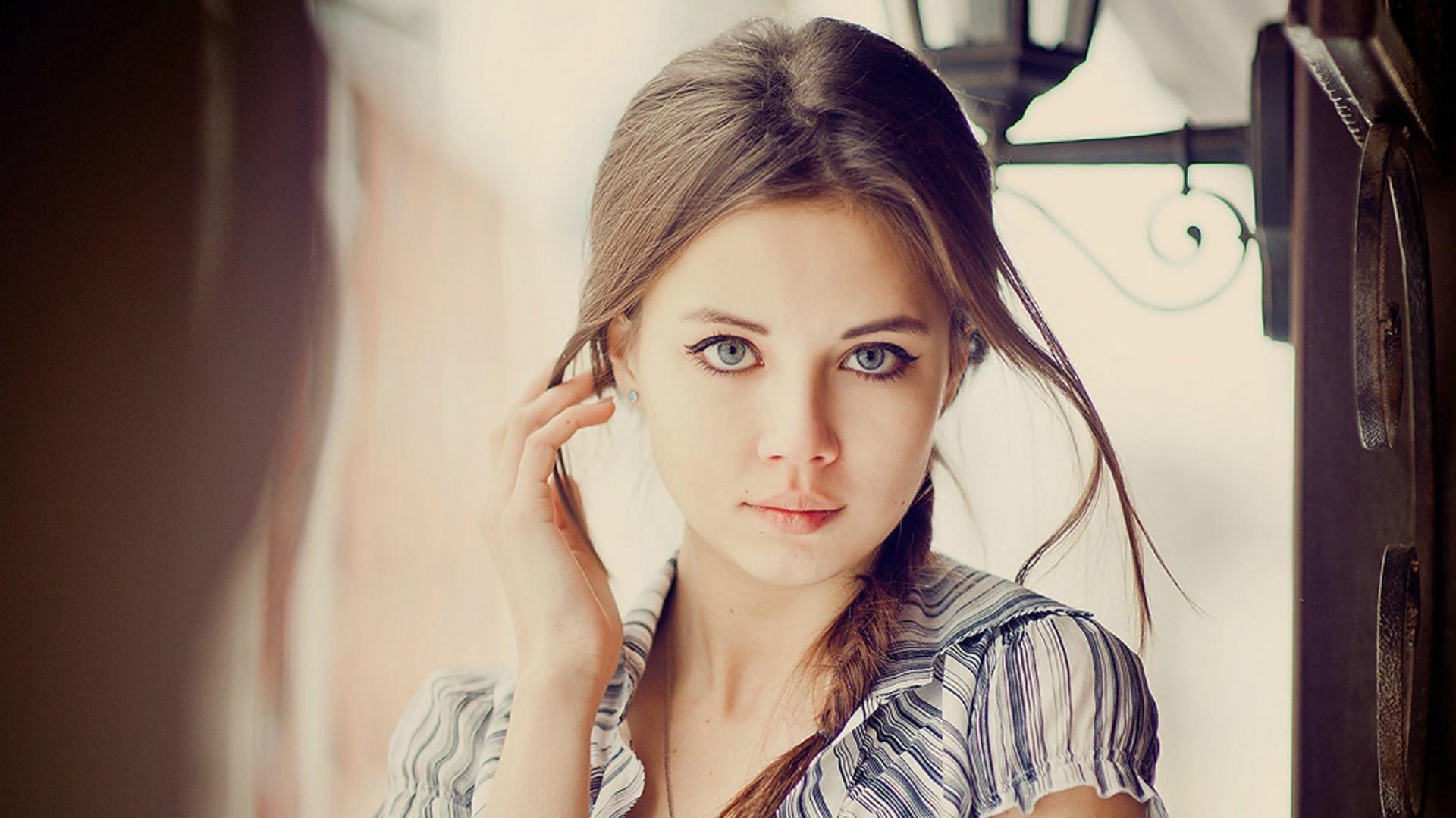 1920x1080 Cute Girl wallpaperx1080