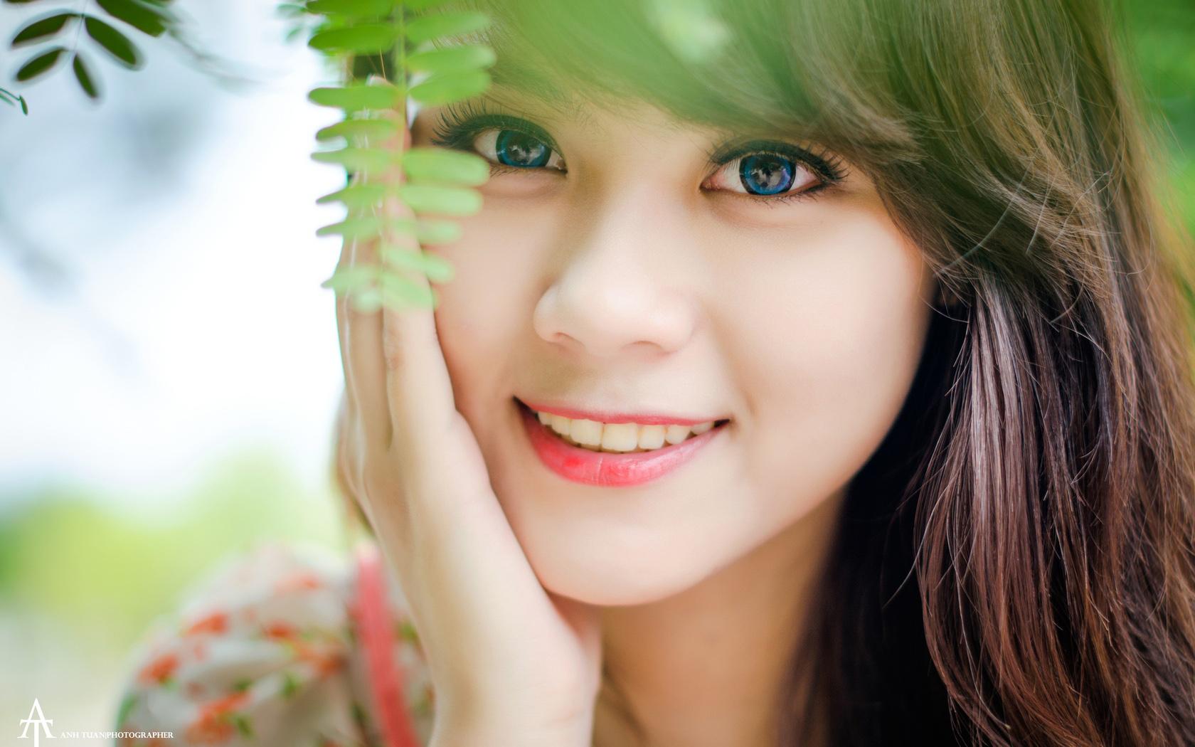 1680x1050 Cute Girls HD wallpaperx1050