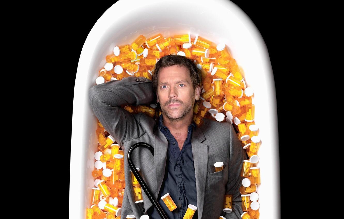 1332x850 Wallpaper House M.D., Hugh Laurie, pills, bathroom, Hugh Laurie image for desktop, section мужчины