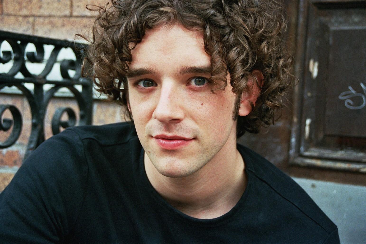 1543x1030 Curly Hairstyles For Long Hair To The Sidep HD Wallpaper