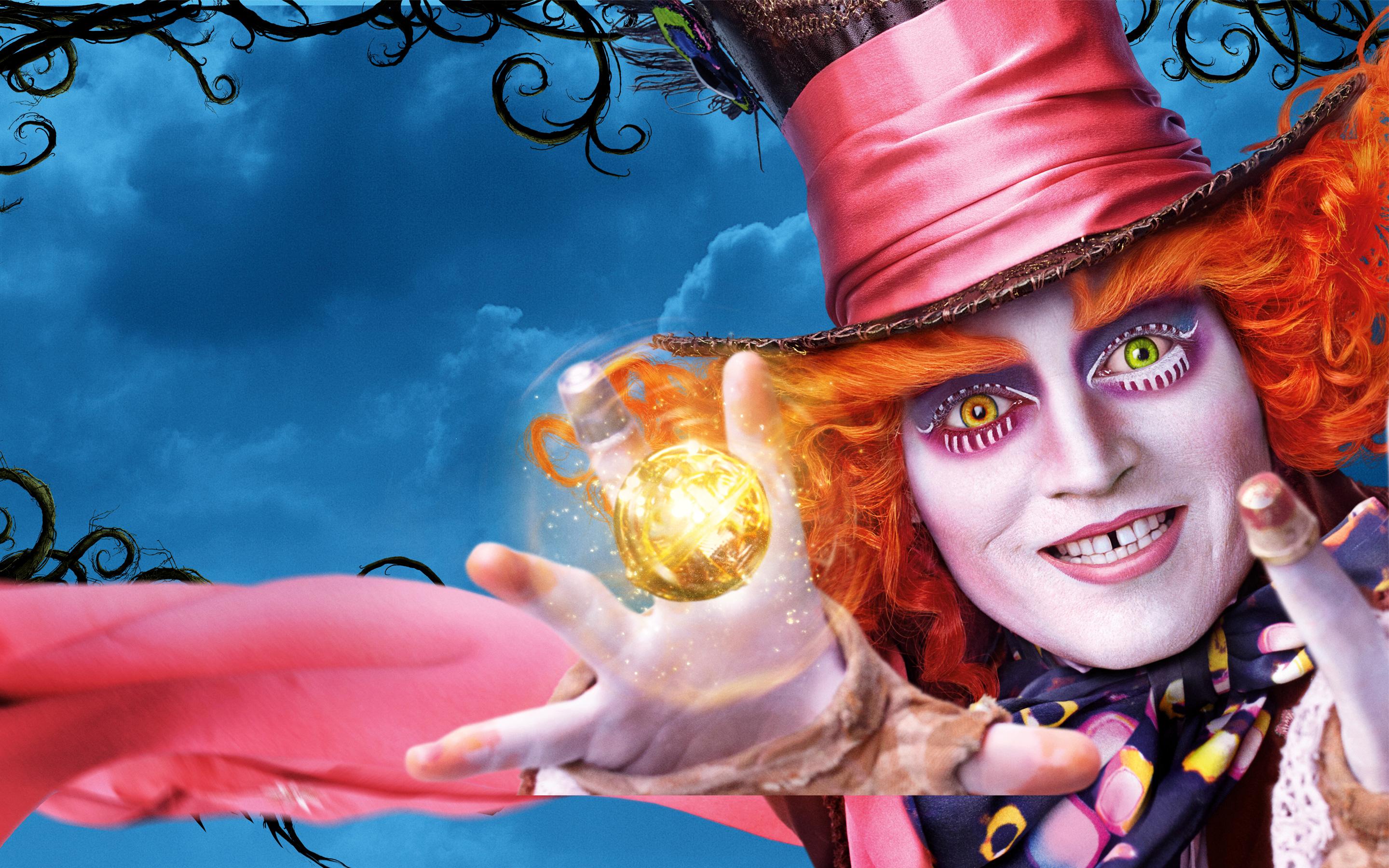 2880x1800 Johnny Depp Aliceking Glass Wallpaper