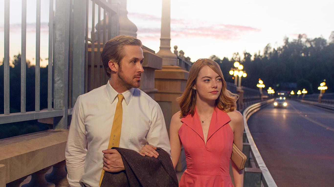 1366x768 wallpaper for desktop, laptop. lalaland ryan gosling emma stone red film