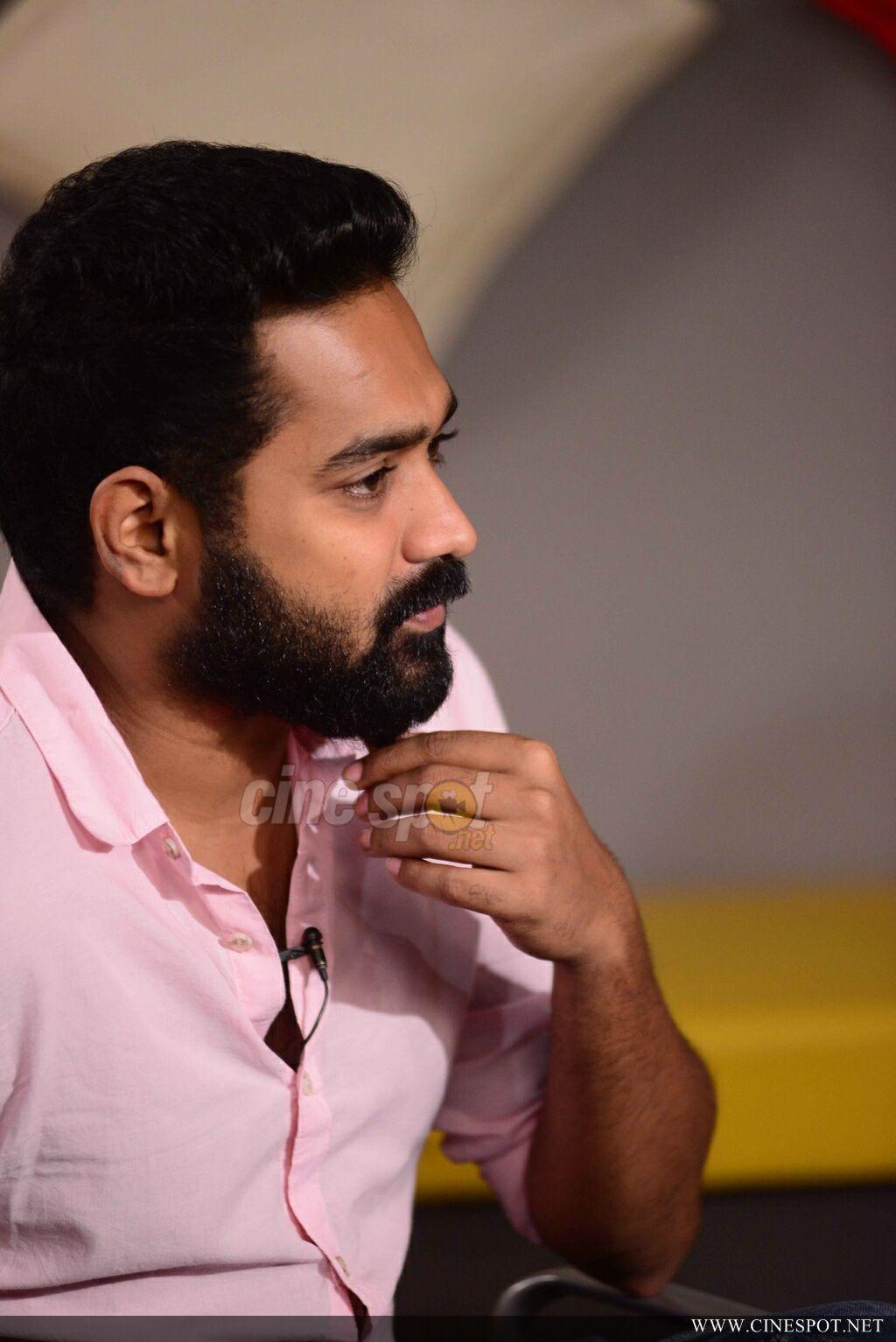 1024x1534 Sunday Holiday Malayalam Movie Wallpaper