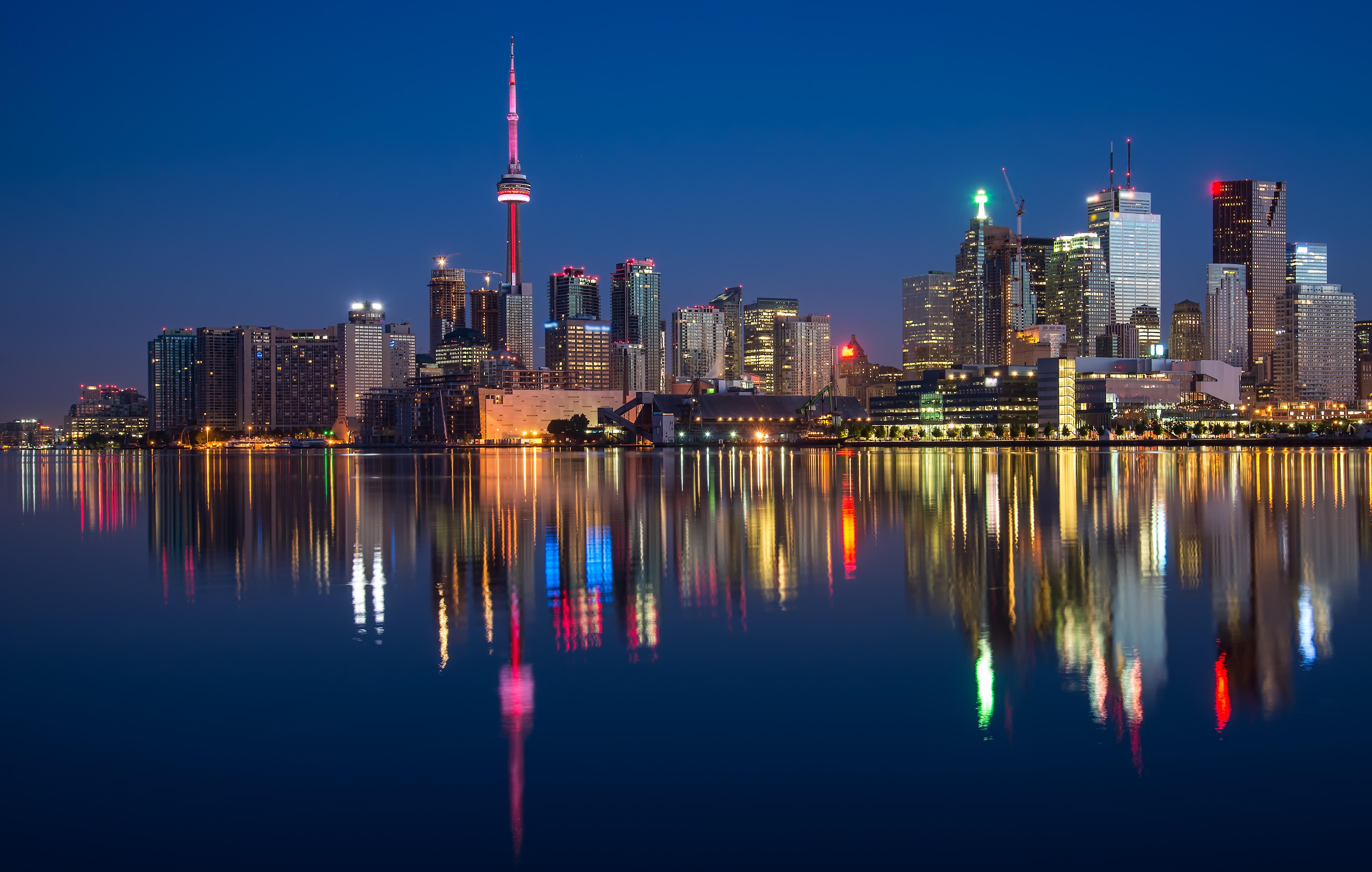 5391x3428 Toronto at Nightfall 5K UHD Wallpaper