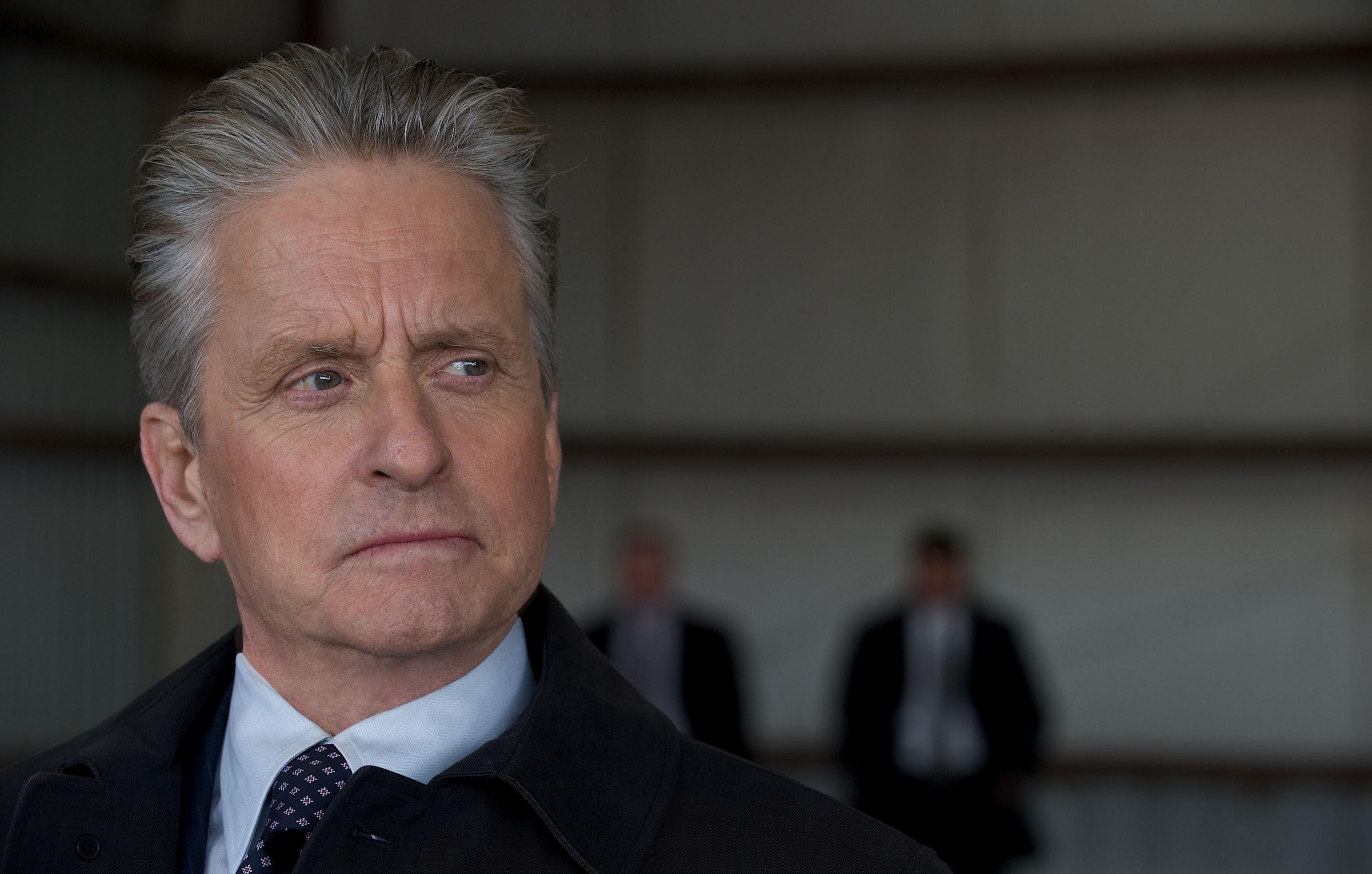 3000x1910 Michael Douglas Actor HD Wallpaper 58502 3000x1910px