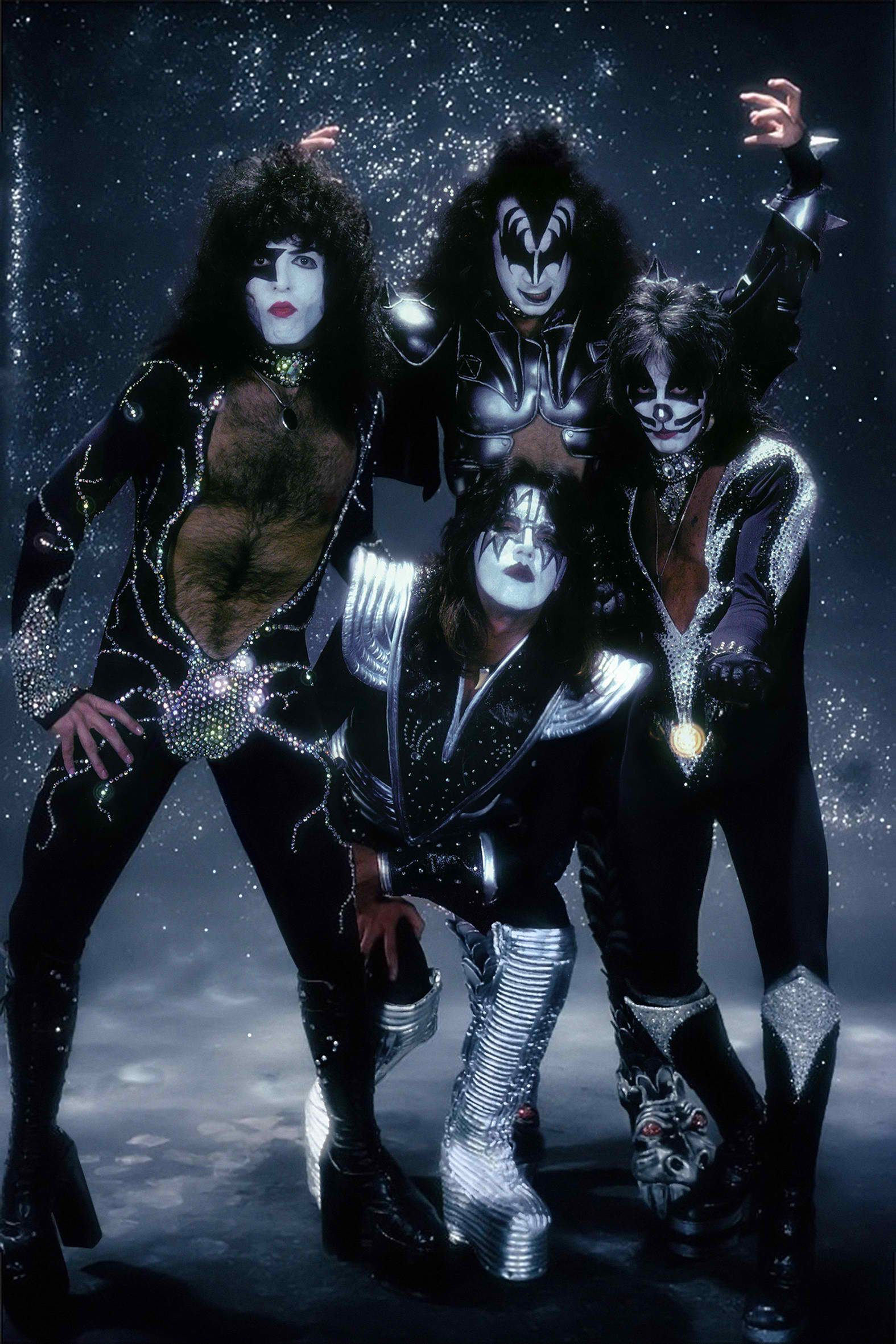 1575x2362 Kiss Band Background