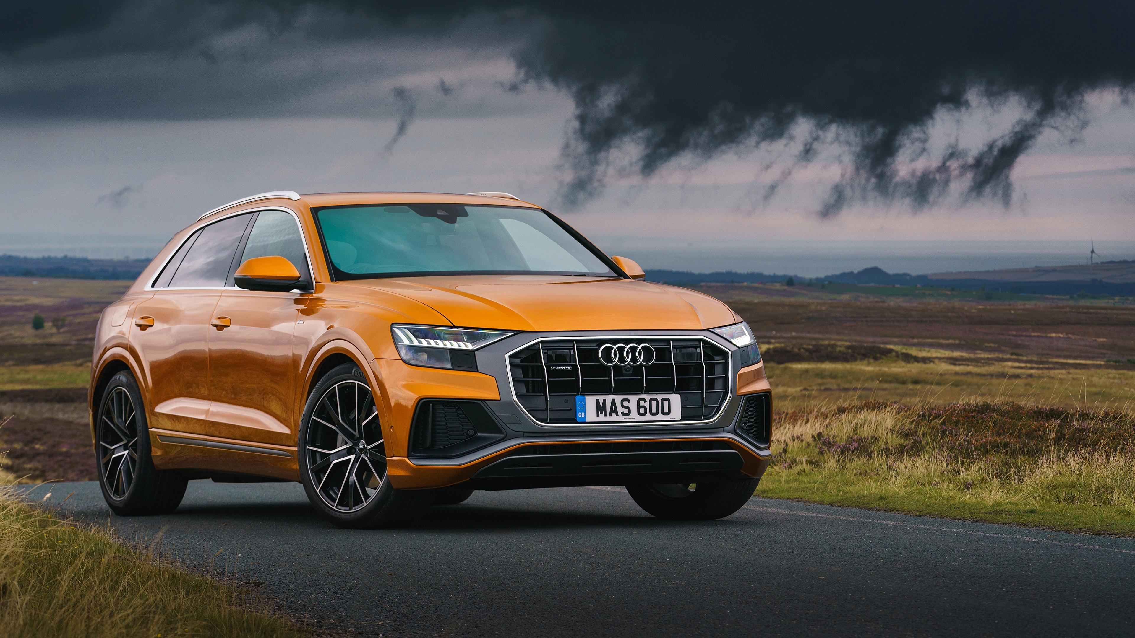 3840x2160 Desktop Wallpaper Audi Q8 Orange automobile 3840x2160