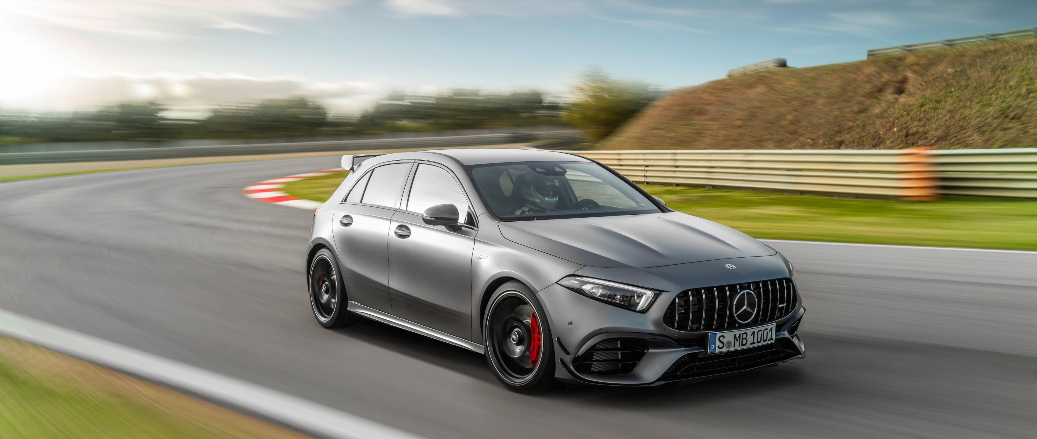 3400x1440 The New Mercedes AMG A 45 4MATIC+ And CLA 45 4MATIC+