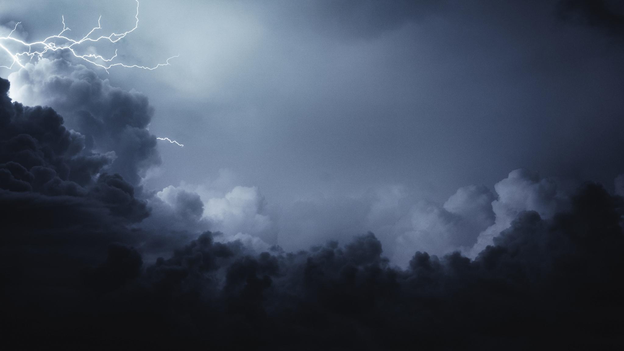2048x1152 Download 2048x1152 wallpaper lightning, dark, sky, clouds, storm, dual wide, widescreen, 2048x1152 HD image, background, 16106