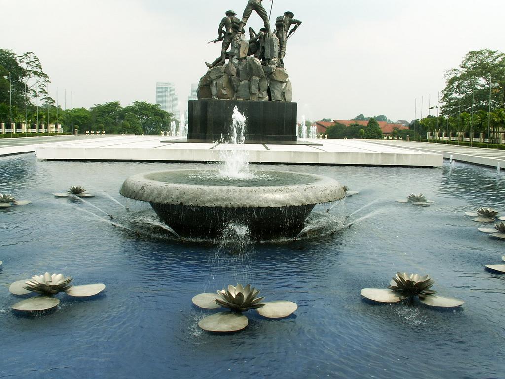 1024x768 National Monument in Kuala Lumpur in Kuala Lumpur, Malaysia