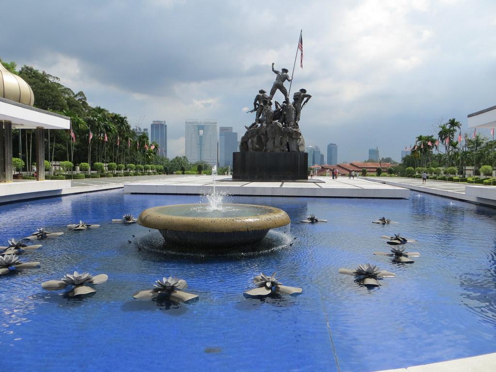 1024x768 2015 112125. Kuala Lumpur, Malaysia National Monument Tugu
