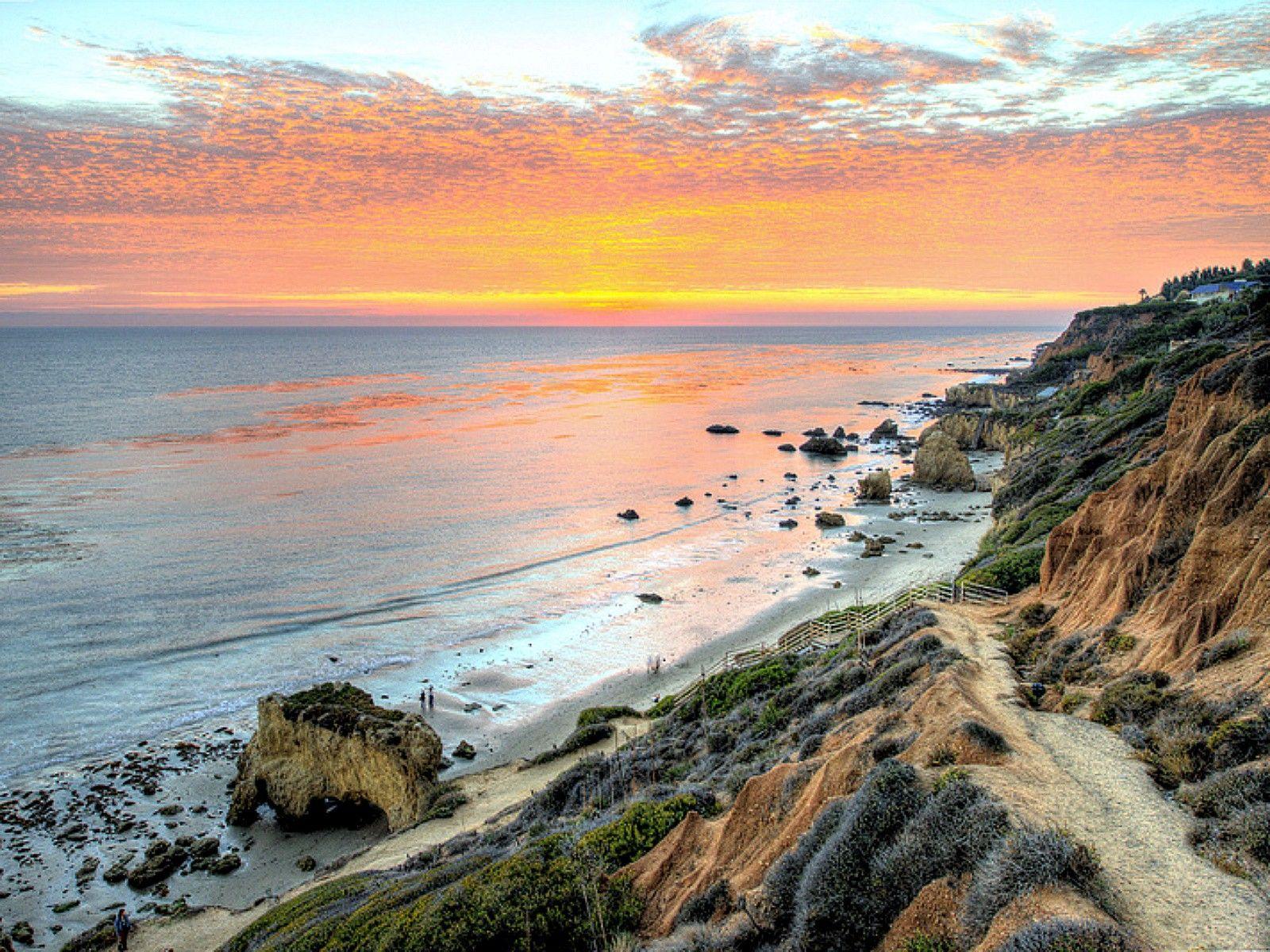 1600x1200 Malibu California Sunset Wallpaper