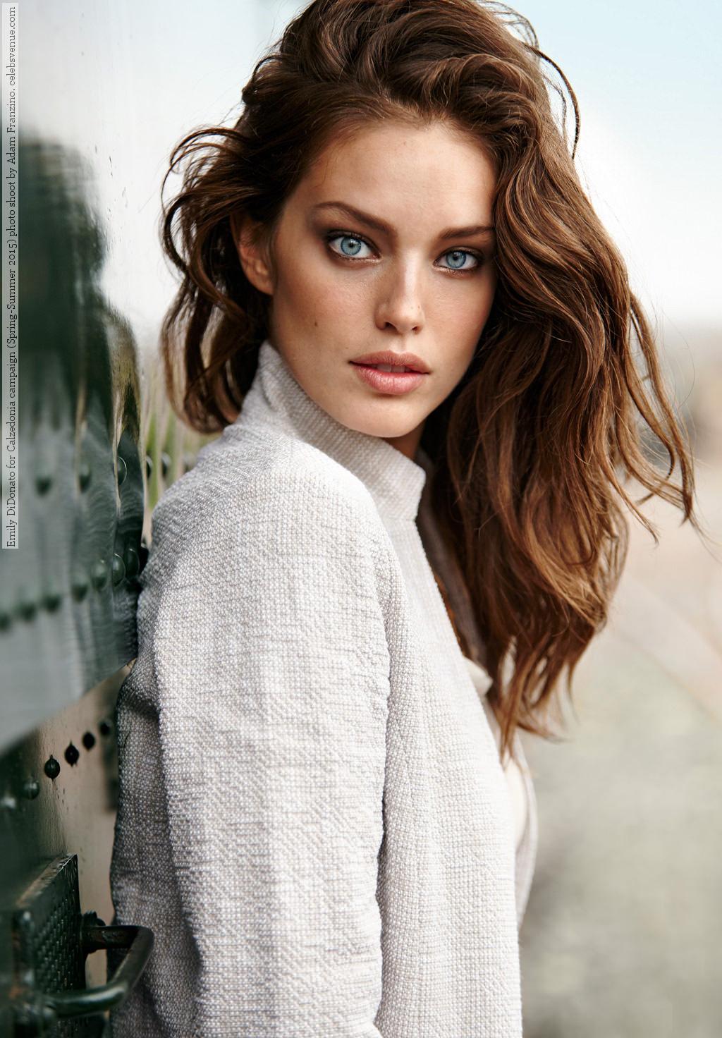 1024x1472 Emily Didonato Desktop For iPhone
