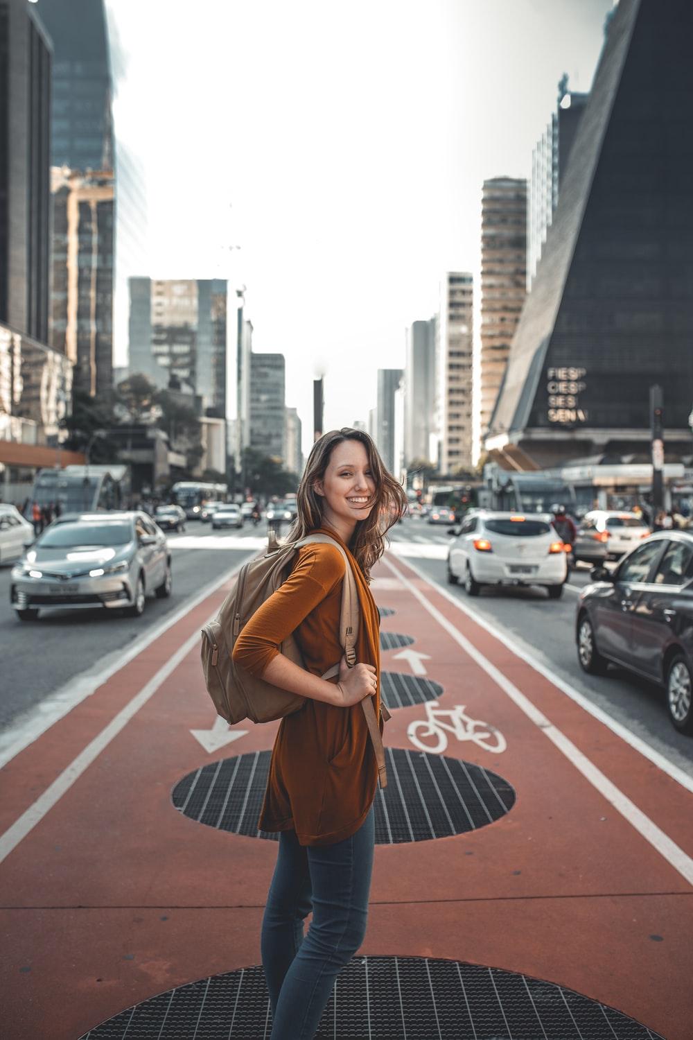 1000x1500 Woman Travel Picture. Download Free Image