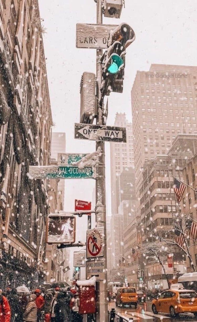 750x1224 Street. City. Travel. Wallpaper. Wallpaper iphone christmas, Christmas phone wallpaper, Winter wallpaper