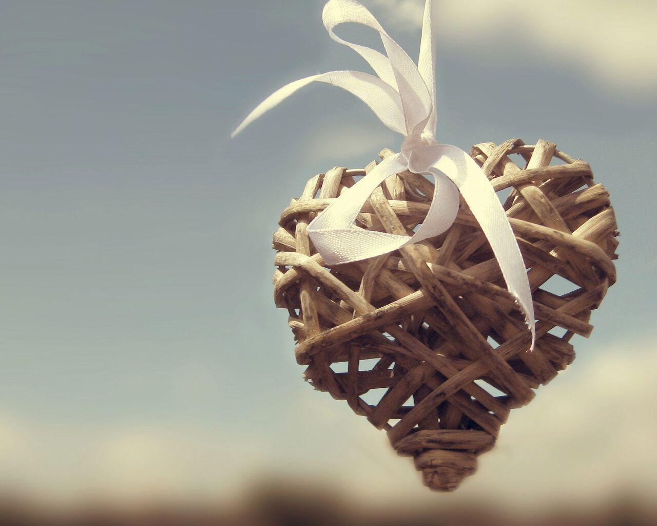 1280x1024 Wooden Heart 1280x1024 Resolution HD 4k Wallpaper, Image, Background, Photo and Picture