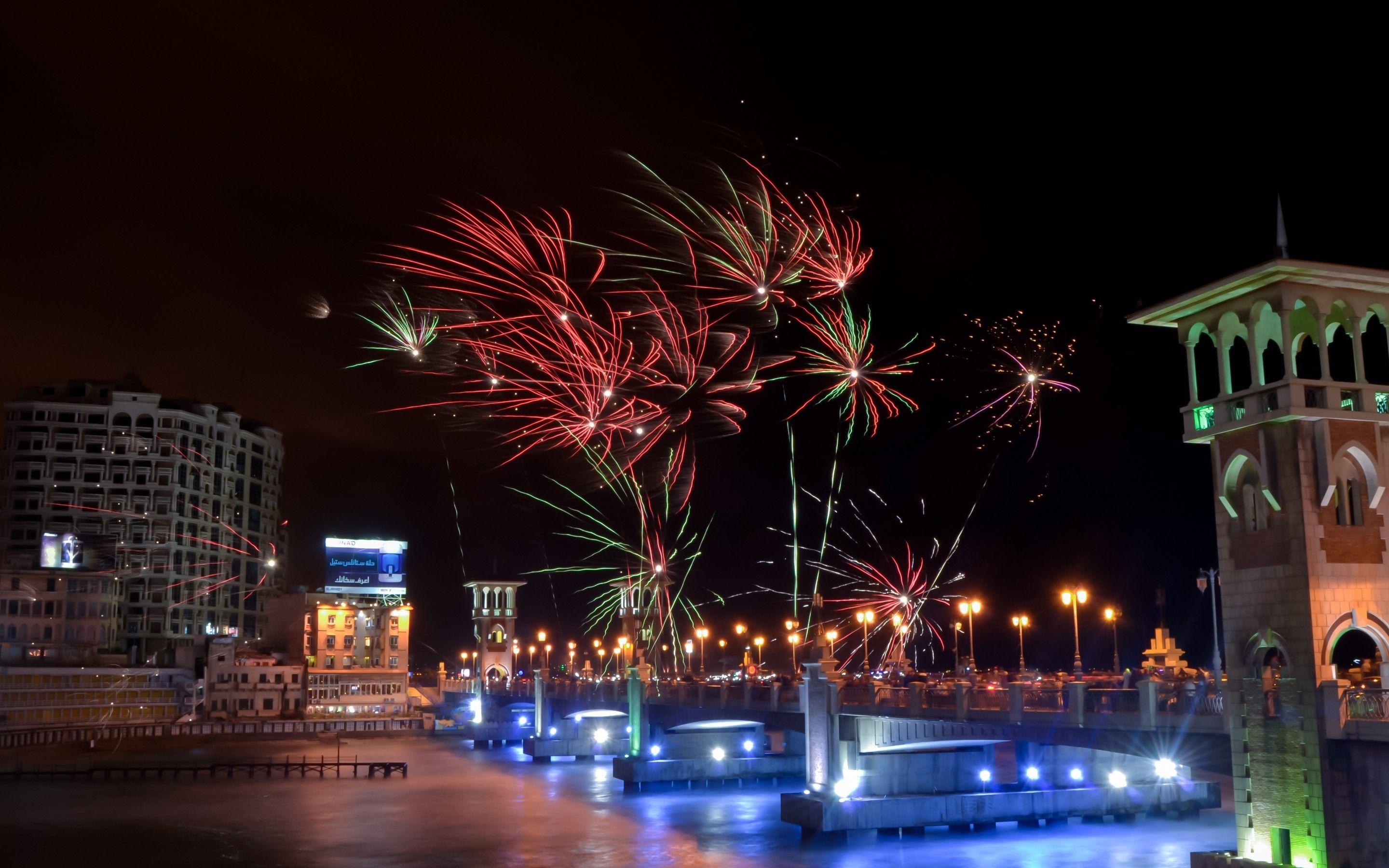 2880x1800 Download 2880x1800 Stanley Bridge, Alexandria, Egpty, Fireworks