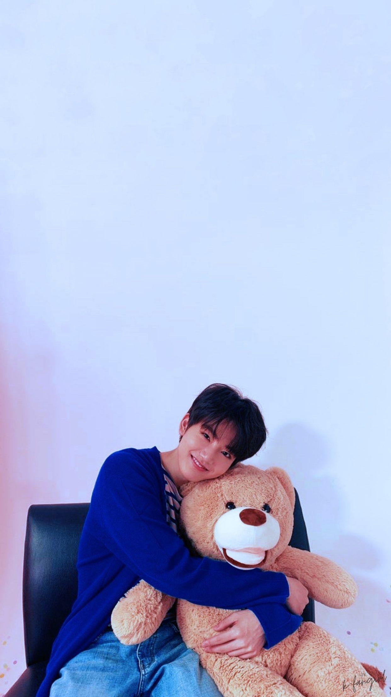 1242x2215 Junkyu Treasure Wallpaper