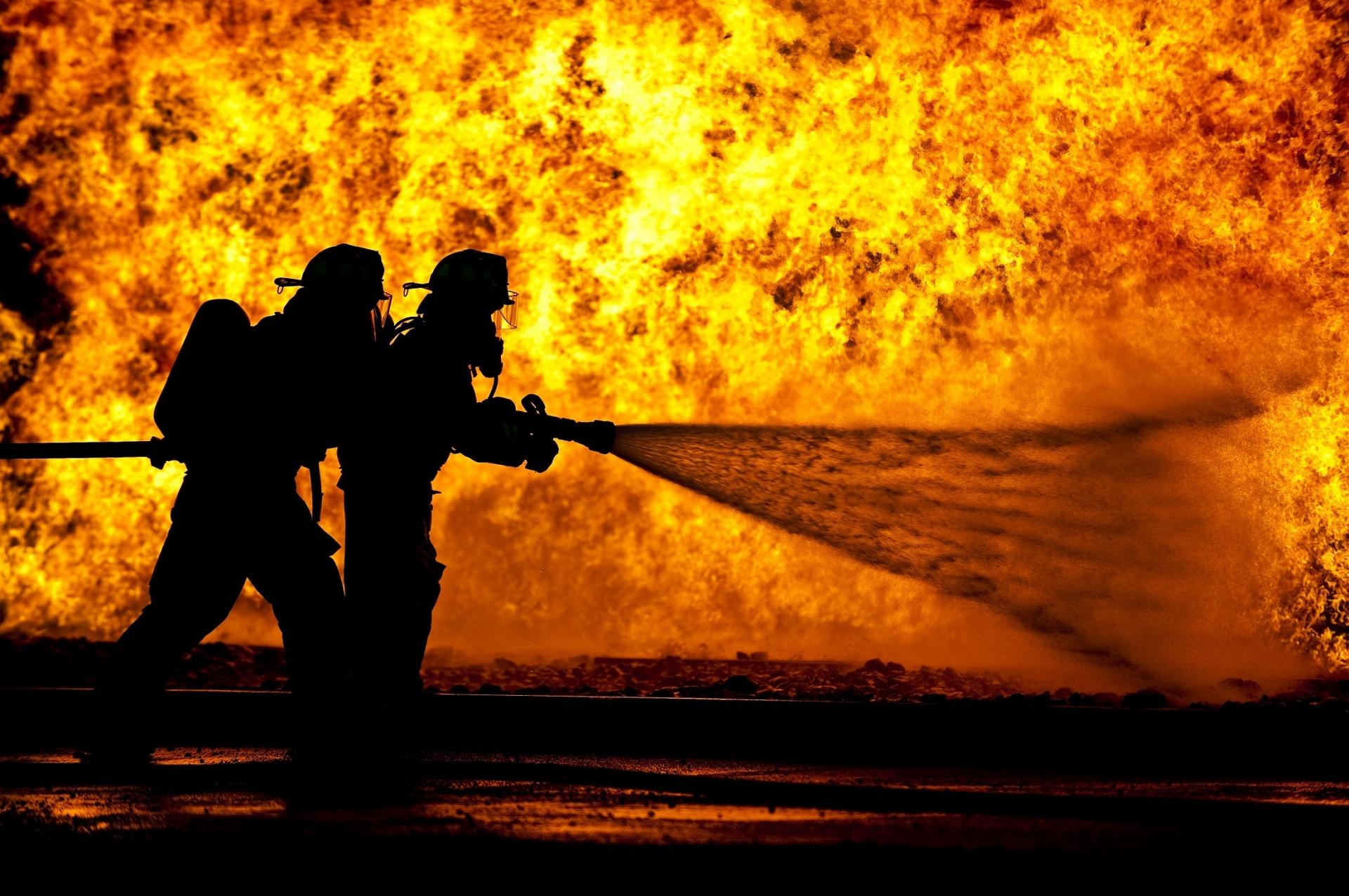 1920x1276 Download free photo of Firefighters, training, live, fire, silhouette