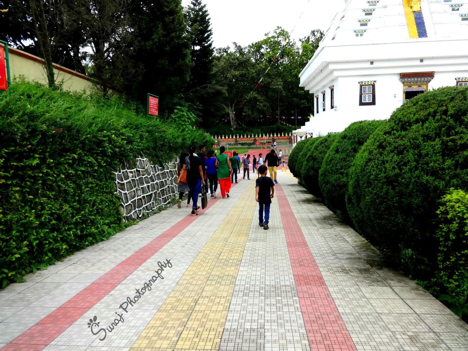 1600x1200 Peaceful Place in Dehradun Temple Wallpaper. Places
