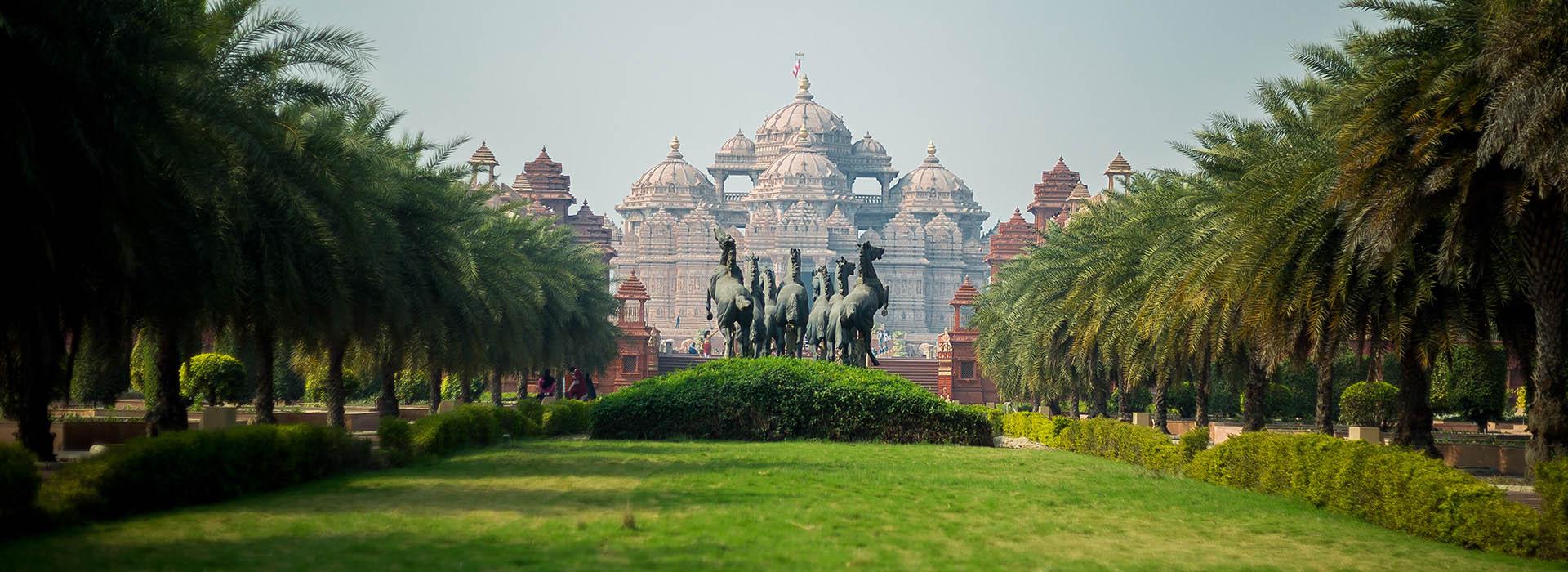 1920x700 India's Unmissable: Akshardham Temple in Delhi. GlobalSpa, Spa & Wellness, Luxury Lifestyle Magazine Online