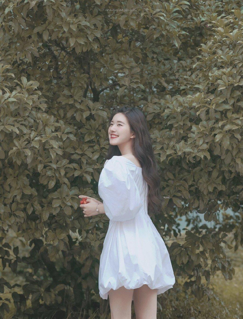 1024x1344 Uživatel Zhao Lusi Updates 赵露思na Twitteru: „161011 #zhaolusi #赵露思— © 染月杉↬ 'forest Elf' Lusi Edited Mobile Wallpaper