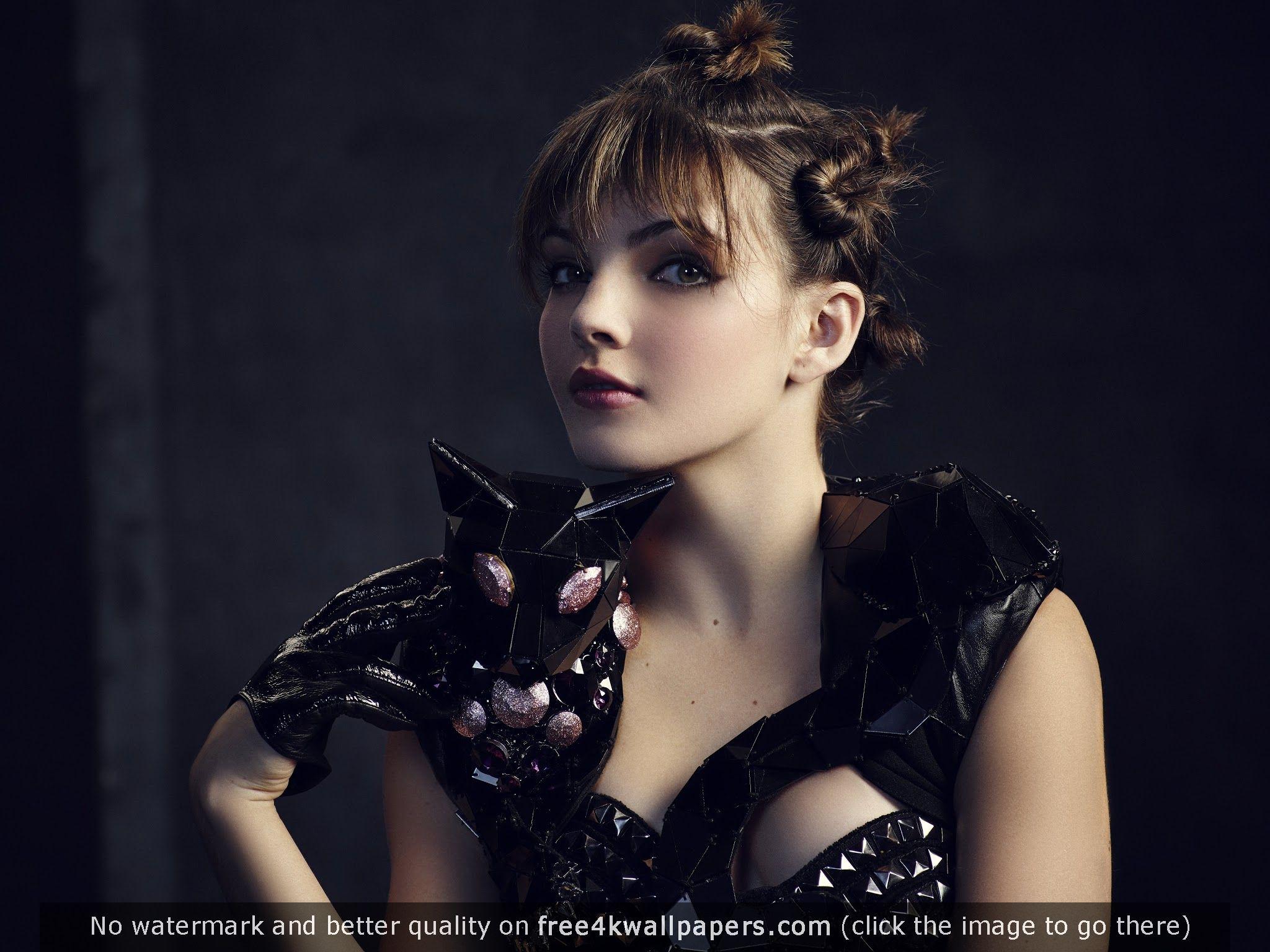 2048x1536 Camren Bicondova Gotham 4K or HD wallpaper for your PC, Mac or Mobile device. Desktop Wallpaper. Camren bicondova, Selina kyle gotham, Gotham