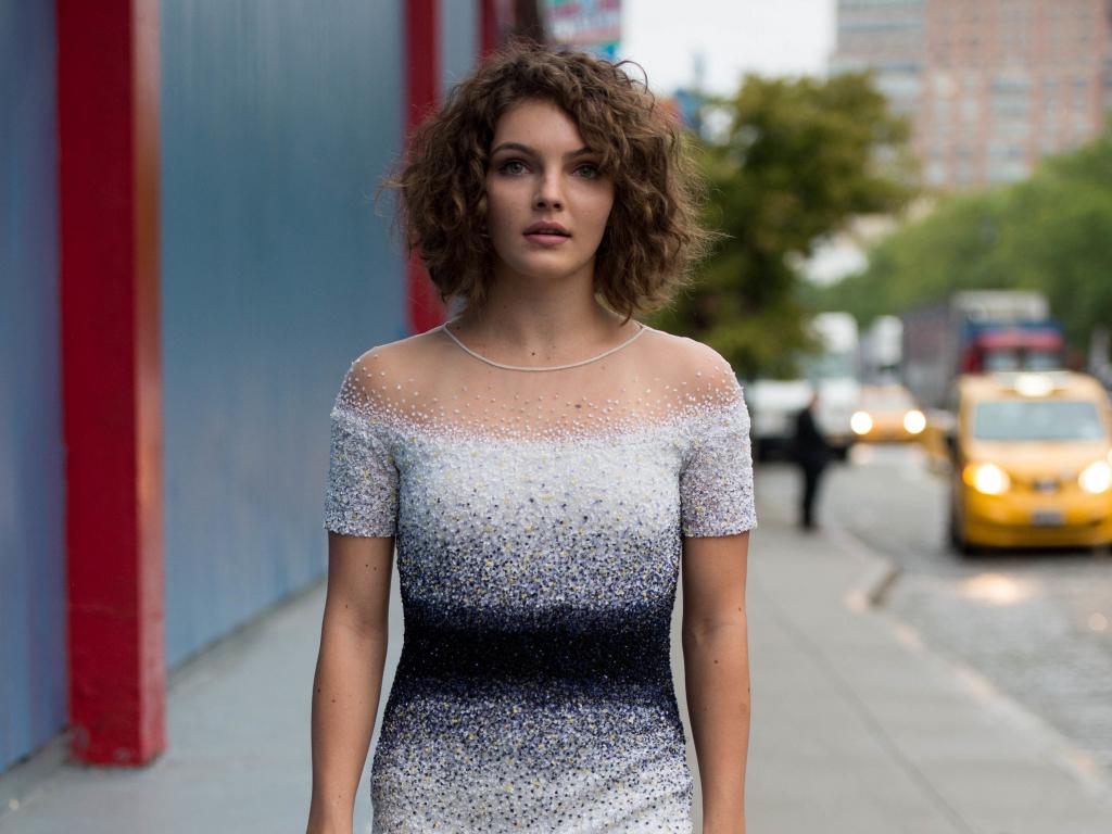 1024x768 Download 1024x768 wallpaper camren bicondova, curly hair, 1024x768 standard 4: fullscreen, 1024x768 HD image, background, 4960