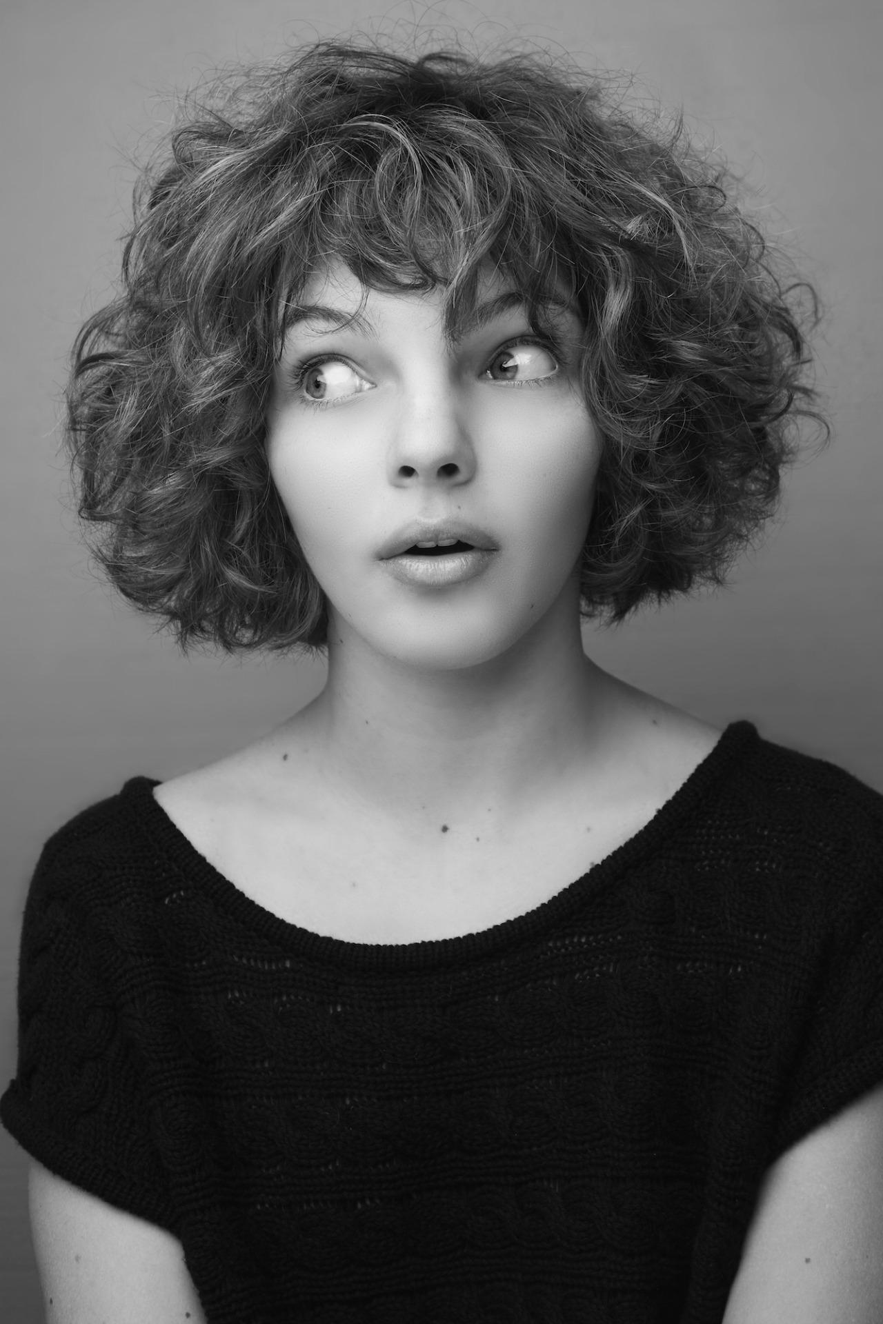 1280x1920 Camren Bicondova HD Wallpaper for desktop download